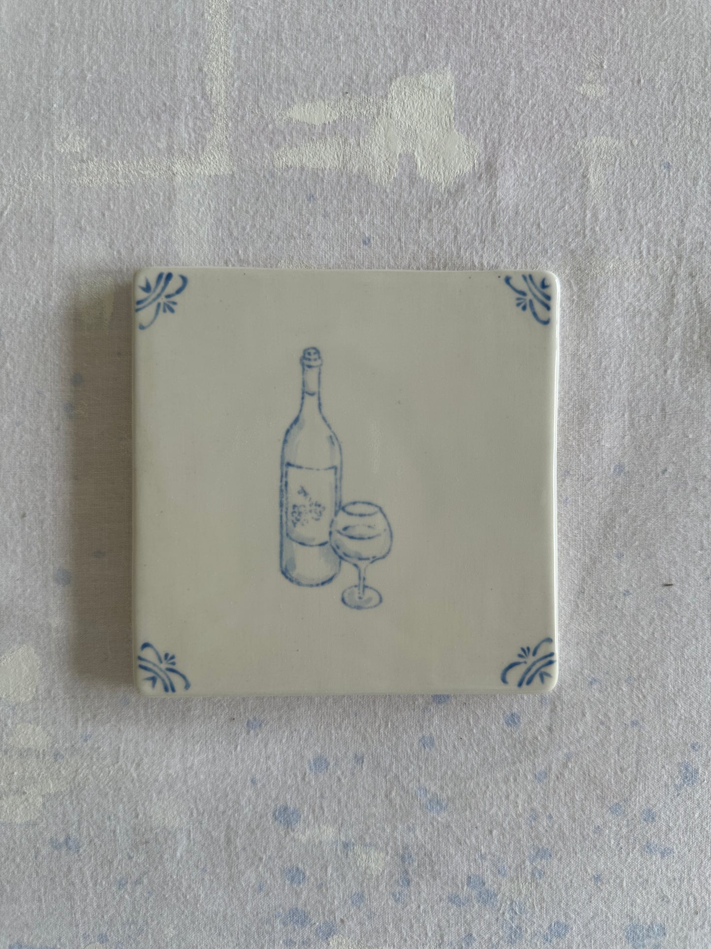 Wine Delft Tile Test