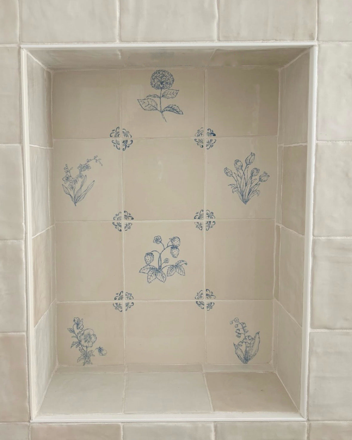 Hand-painted Delft tile colour samples — Dutch Blue, Potters Green, New England Red