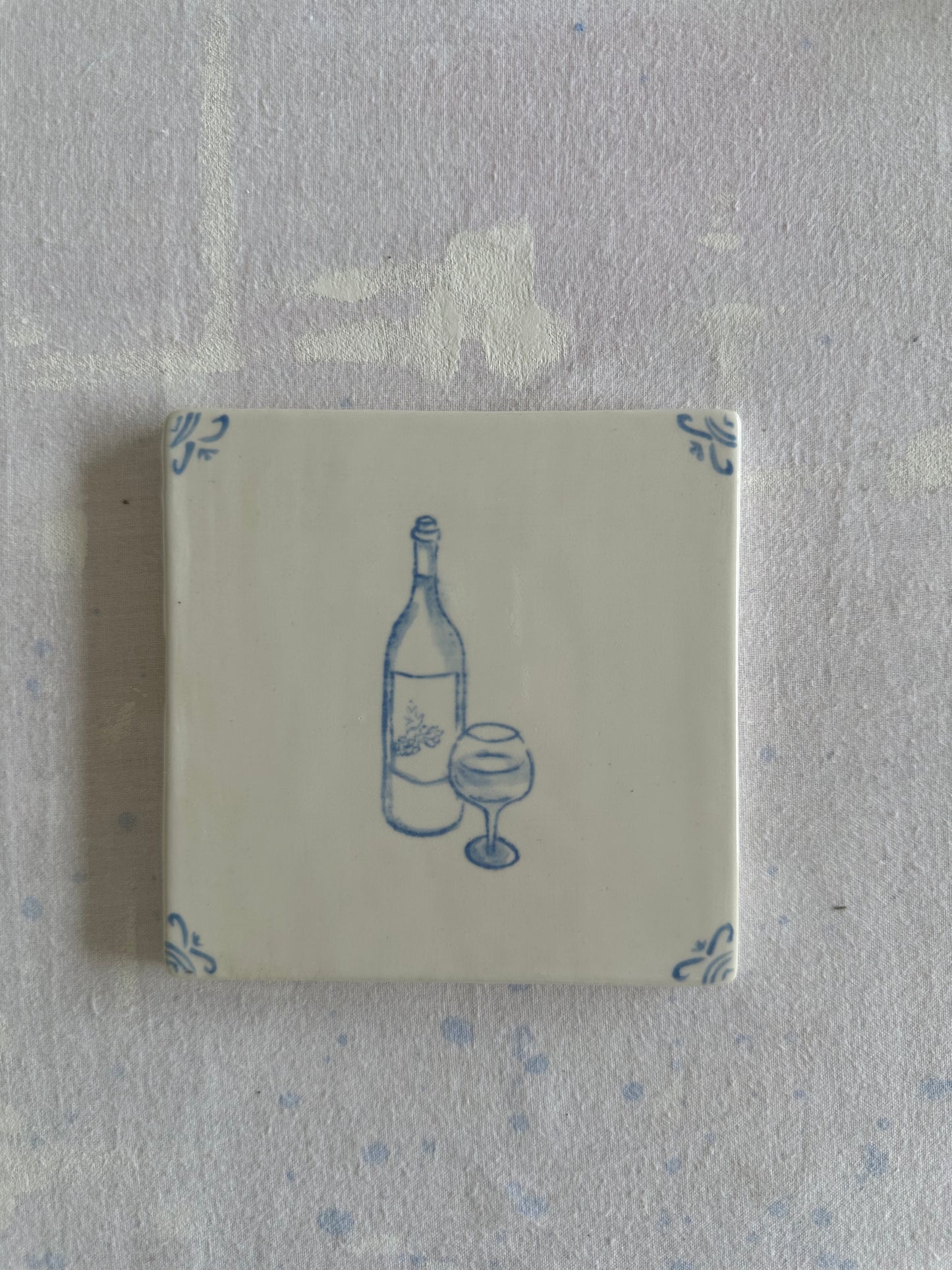 Wine Delft Tile Test
