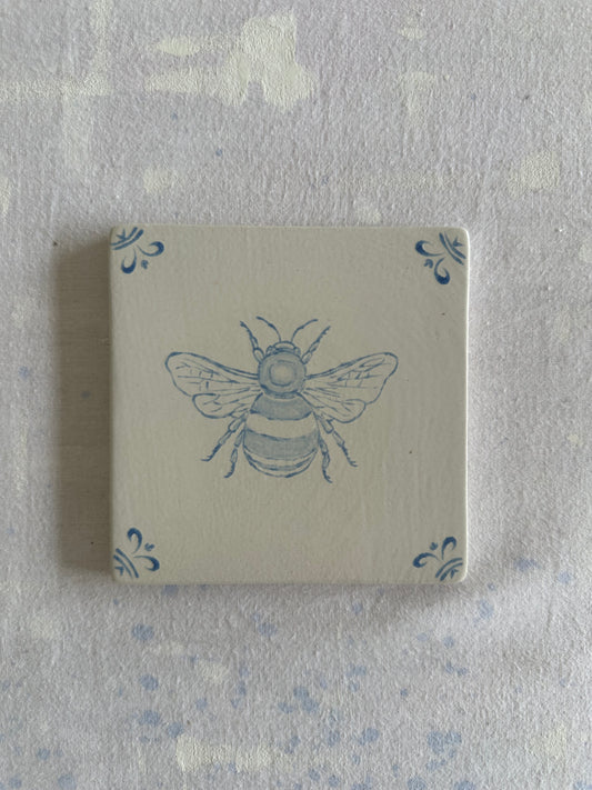 Bee Delft Tile Test