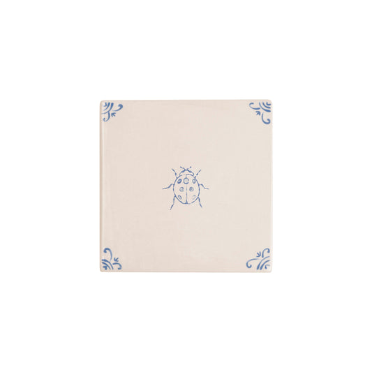 Lady Bug - Akka Home